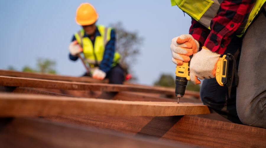 Expert Emergency Roof Repairs services in Carmine, TX